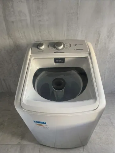 Maquina de Lavar 9Kg Electrolux