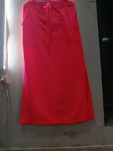 Saía com bolso 