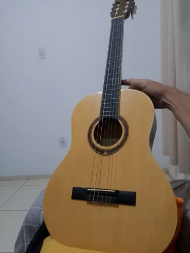Vendo violão Michael 