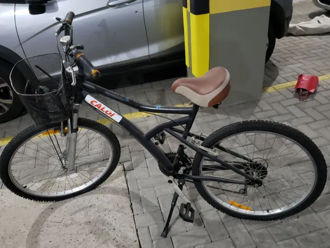 OPORTUNIDADE - Bicicleta Feminina aro 26 