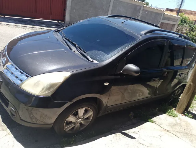 Nissan Livina S 1.6 16V Flex Fuel Mec. 2011