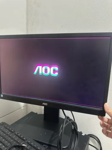 Monitor AOC 22? com tela dupla