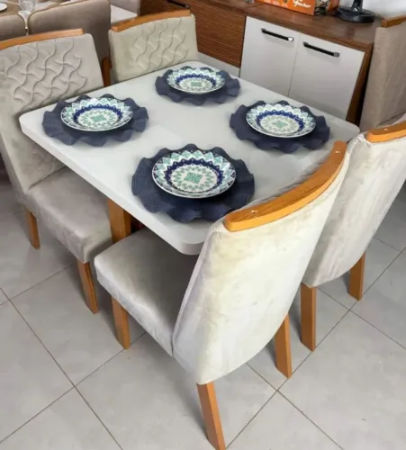 Mesa de jantar Lola 90x90 pronta entrega