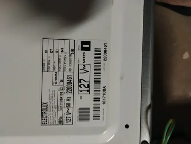 Microondas Eletrolux 18L