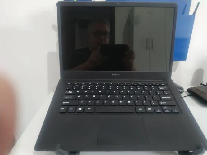 Notebook marca Pendo 