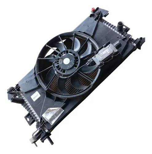 Radiador Ford Focus 2.0 2015 2017 137328557 0130308479