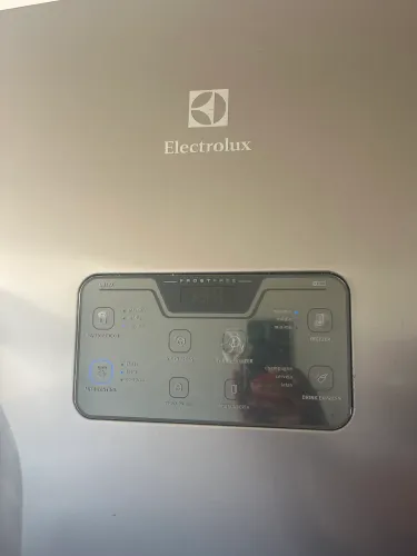 geladeira inverter em perfeito estado