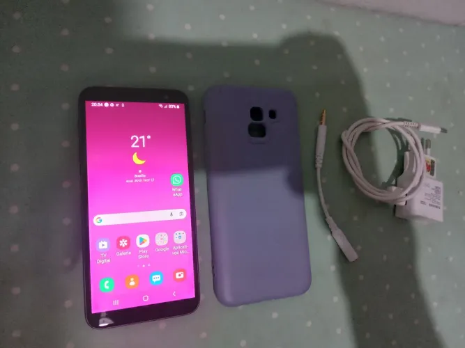 VENDO SAMSUNG GALAXY J6 TV.