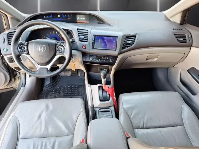 Honda Civic Sedan LXR 2.0 Flexone 16V Aut. 4P 2014