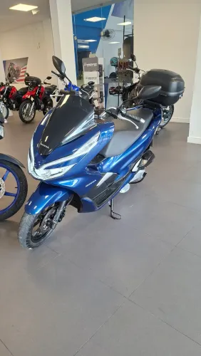 Honda PCX 150 2021 !!! Único dono!!! Já emplacada 2026!!!
