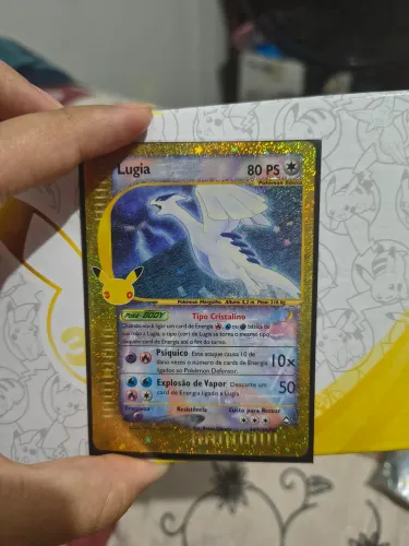 Carta Pokémon TCG - Lugia (149/147) - Coleção 30 anos de Pokémon (LEIA A DESCRIÇÃO)
