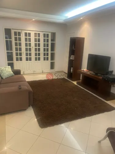 Sobrado com 300 m² no Tatuapé.