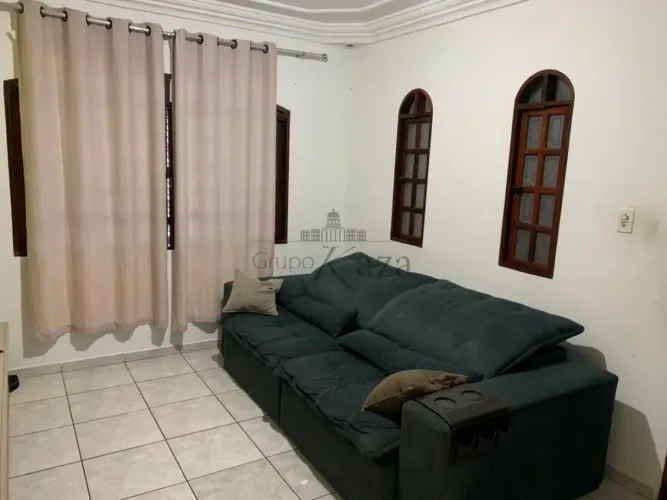 Oportunidade - Casa - Cidade Nova Jacareí - 3 Dormitórios - 217m².