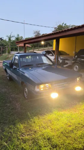 Ford Pampa 4X4 Jeep GL / L 1.6 (álcool) 1989
