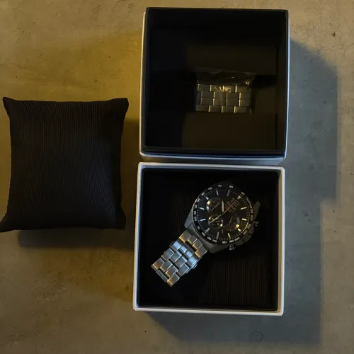 Relógio Seiko Essentials Chronograph SSB345P1