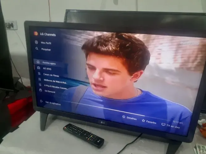 TV LG 32 Pol 4K UHD Plus Com Garantia de 90 Dias