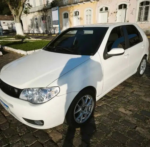 Fiat Palio HLX 1.8 MPI Flex 8V 4P 2006