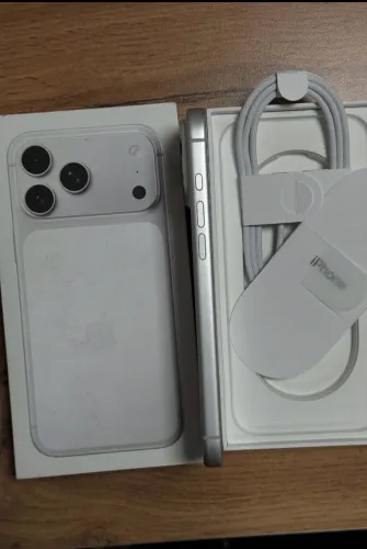 iPhone 17 pro Max silver/prata estado de zero 