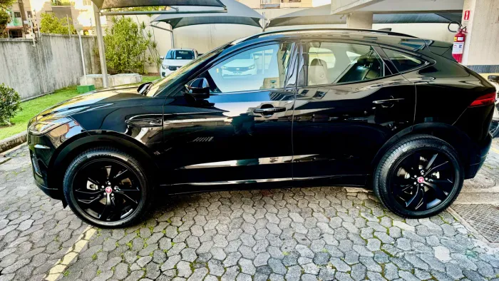Jaguar E-Pace R-dynamic SE 2.0 AWD 250cv Aut. 2022