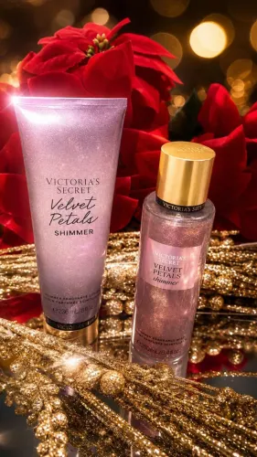 Kit Velvet Petals Shimmer da Victoria?s Secret.