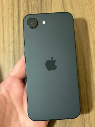 IPhone 17e- 256 GB - 7 Dias de Uso - Aceito Trocas (12x 340)