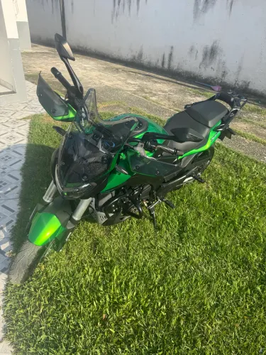 Praticamente 0KM - Dominar 400 com 950km rodados