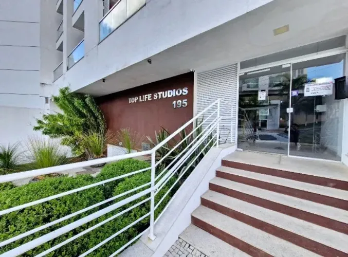 Aluguel Studio MOBILIADO e com VAGA de GARAGEM ao lado do Shopping / Perto da UFJF