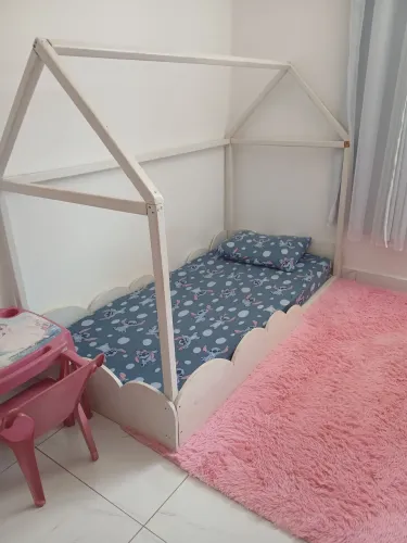 Cama montessorina