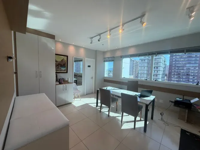 Platinum: Sala comercial toda montada; mobiliada e decorada; 80m²