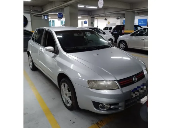 Fiat Stilo 1.8 Attractive Flex 8V 5P 2003