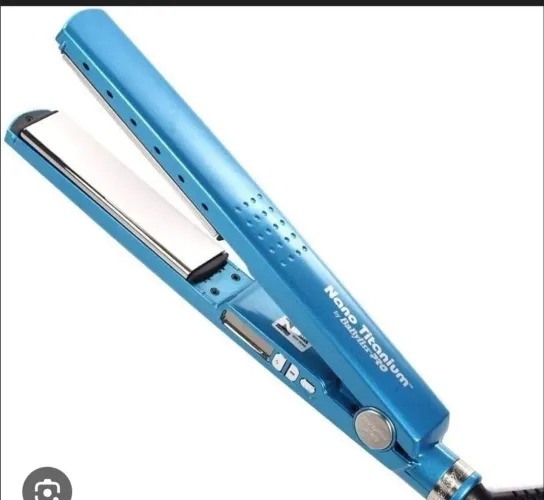 Vendo prancha baby liss profissional usada em ótimo estado perfeita para progressiva