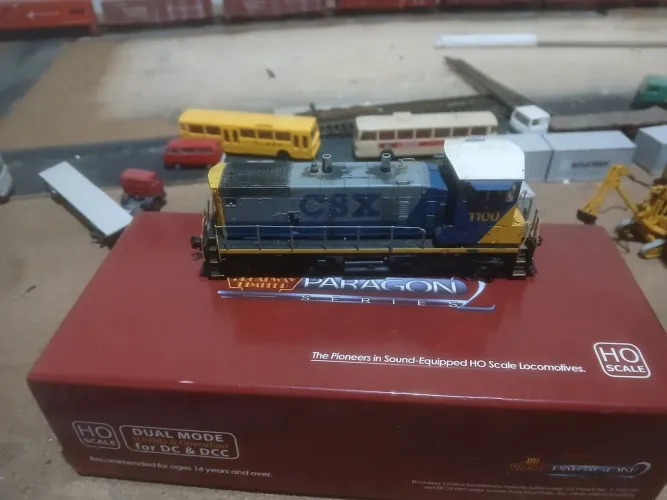 Locomotiva sw1500 brodway.