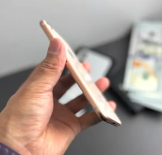 Iphone 8 64GB COM CAIXA