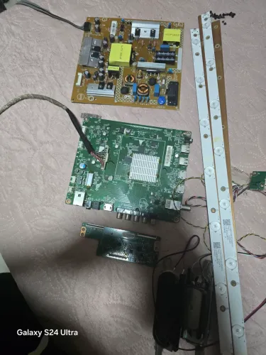 Peças originais retiradas de tv AOC LE43S5970