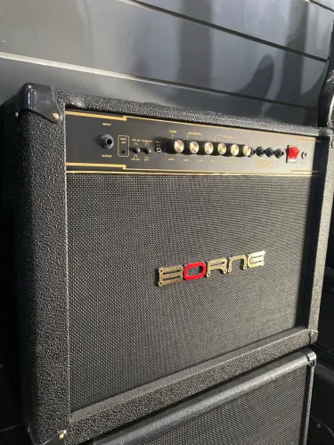 Amplificador Borne vorax 12100 Studio