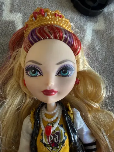 Ever after high Raven e Apple School Spirit