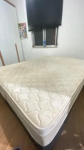 Colchão Queen e box