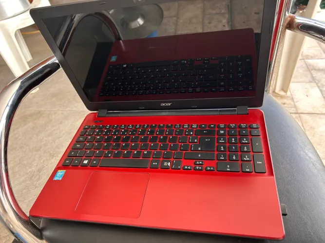Vendo notebook acer 