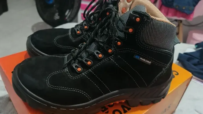 Bota de couro nobuck tamanho 40 Marluvas