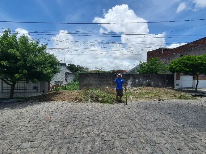 Terreno 450m²