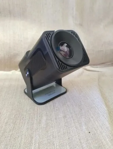 PROJETOR HY320