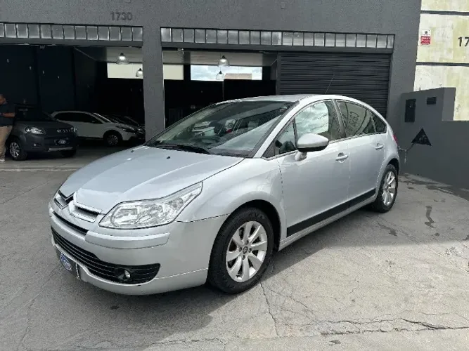 Citroen C4 GLX 2.0 Flex 16V 5P Aut. 2011