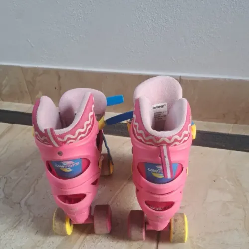 Patins Infantil Quad Unitoys Ajustável (Tam 33 a 36) - Ótimo Estado!