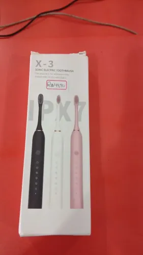 Escova de dentes eletrônica