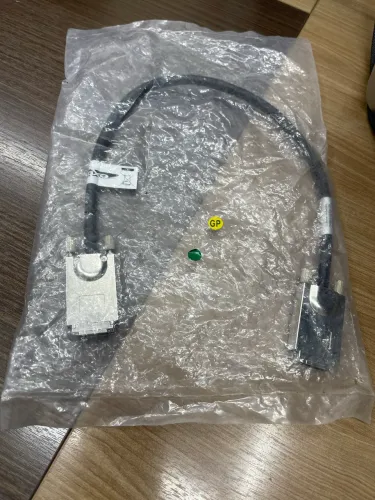 Cabo de empilhamento Extreme Networks Summit Switch 250084-00 REV 03 0,5 m