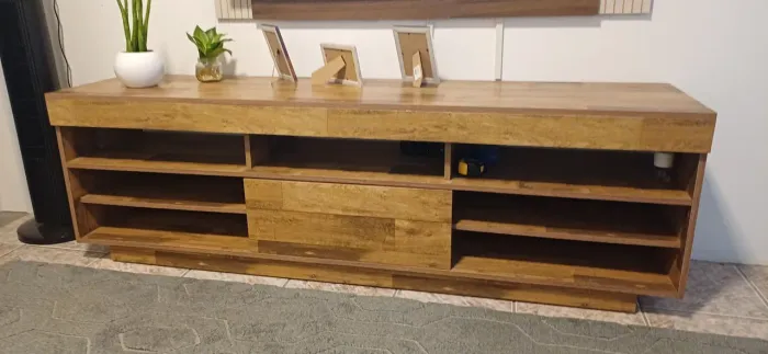 Vendo rack com painel tv até 40 polegadas o rack tem 180mt