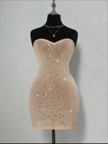 Vestido de pedraria