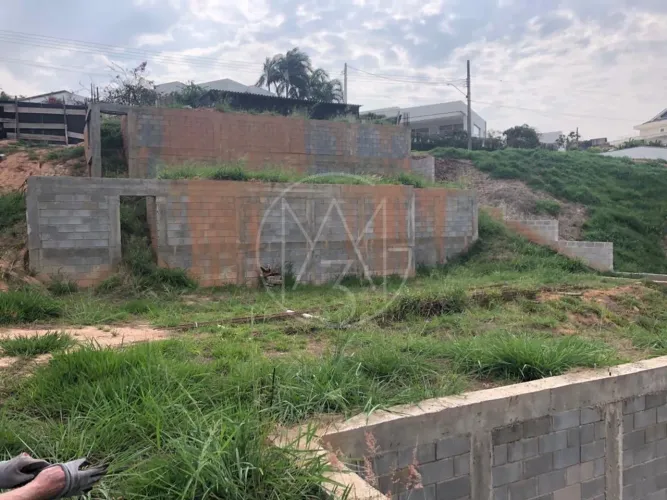 Terreno à venda no Condomínio Sol Vinhedo, de 1018m²