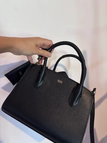 Bolsa de couro Schutz - coleção limitada