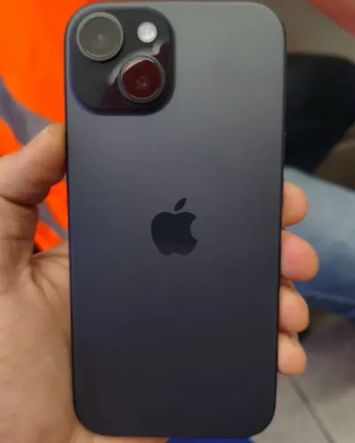Apple iPhone 15 (128 GB) - Preto -
